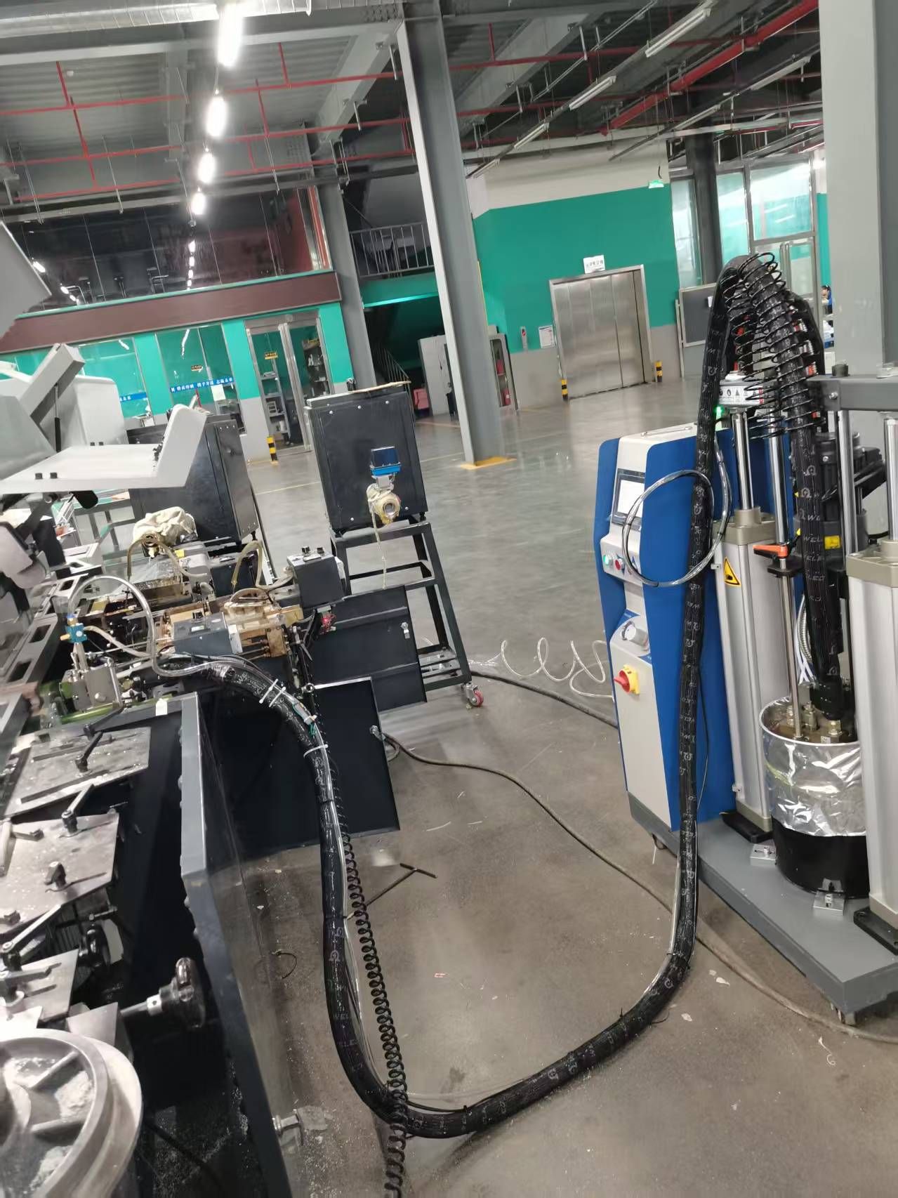 PUR Reactive Hot Melt Adhevise Melters