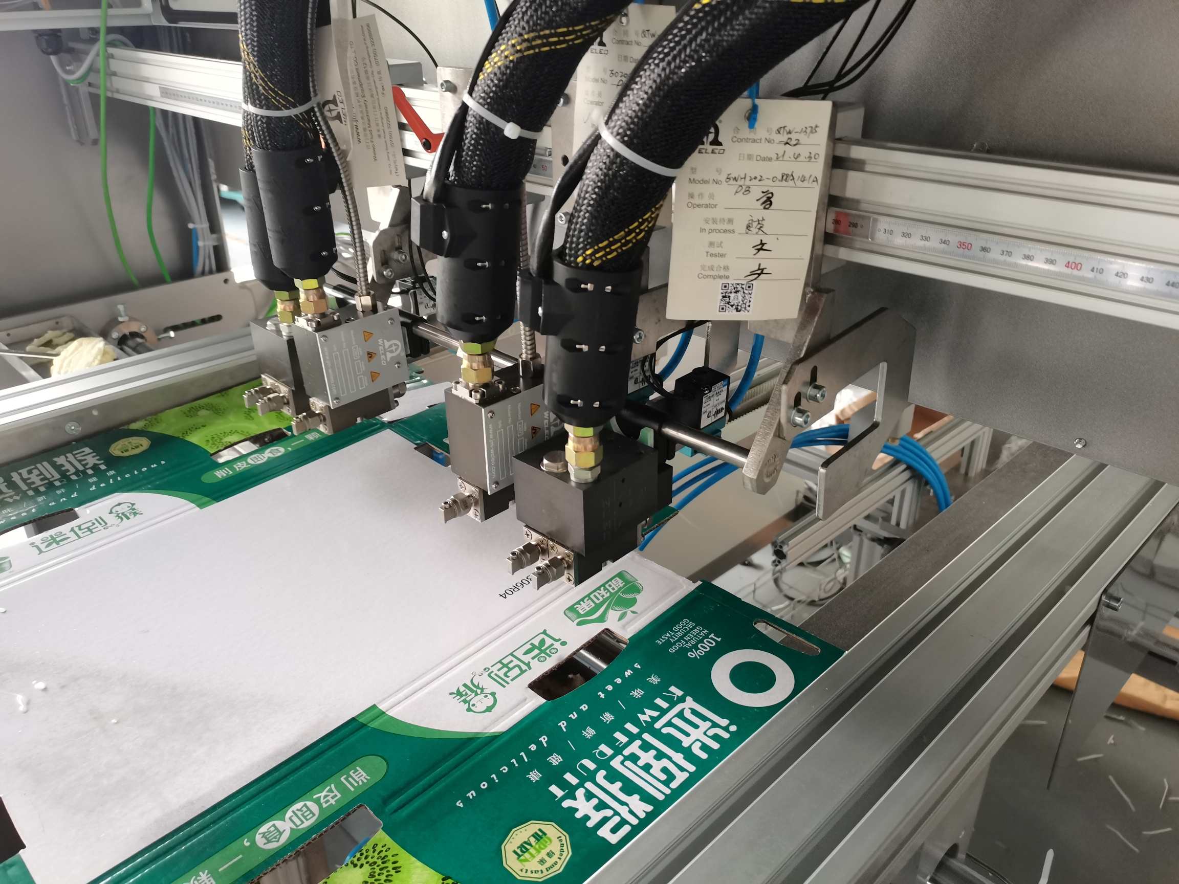 Packaging Bead hand (Pneumatic Dispensing Applicators)