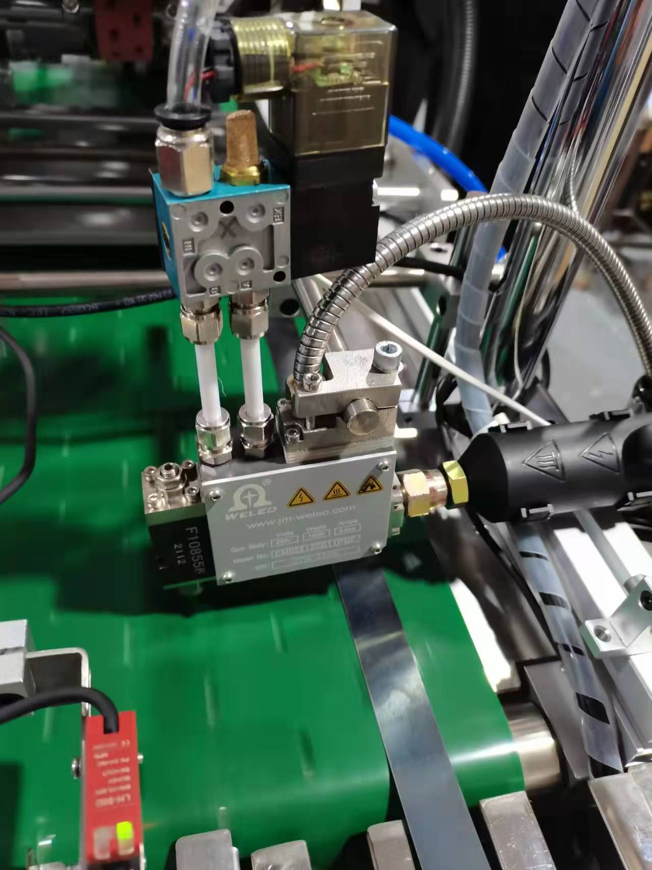 EM / EMP High Speed Spray Bead Applicators